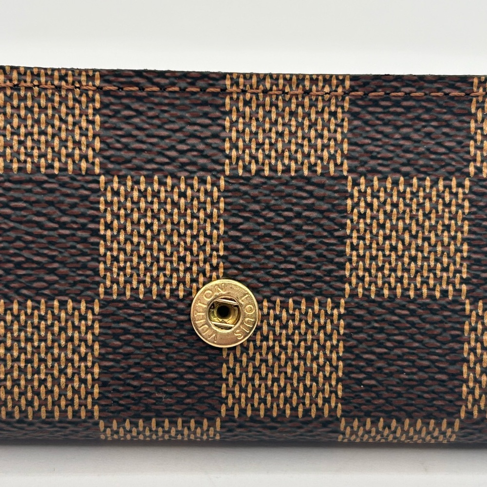 Authentic Louis Vuitton Key holder - Picture 11 of 11